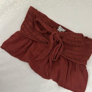 American Eagle maroon crochet strapless top US xs